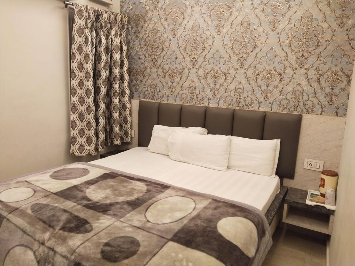 Hotel Gateway Kailash Varanasi Eksteriør bilde