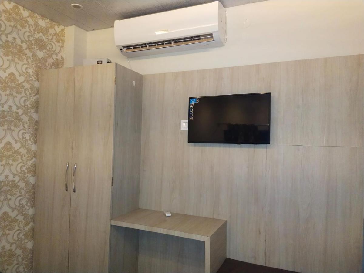 Hotel Gateway Kailash Varanasi Eksteriør bilde
