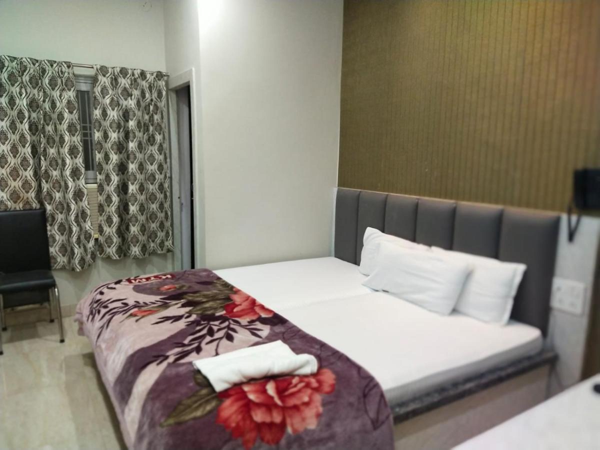 Hotel Gateway Kailash Varanasi Eksteriør bilde