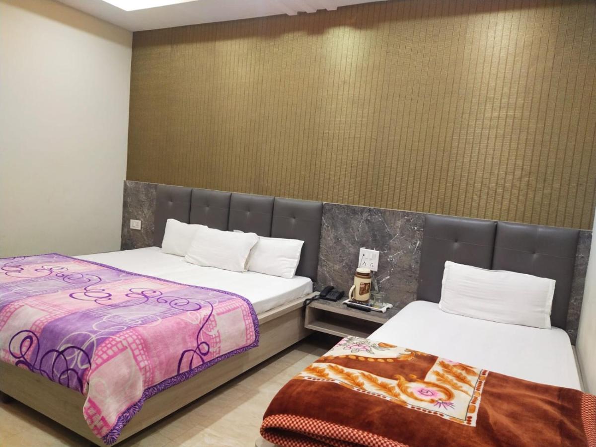 Hotel Gateway Kailash Varanasi Eksteriør bilde